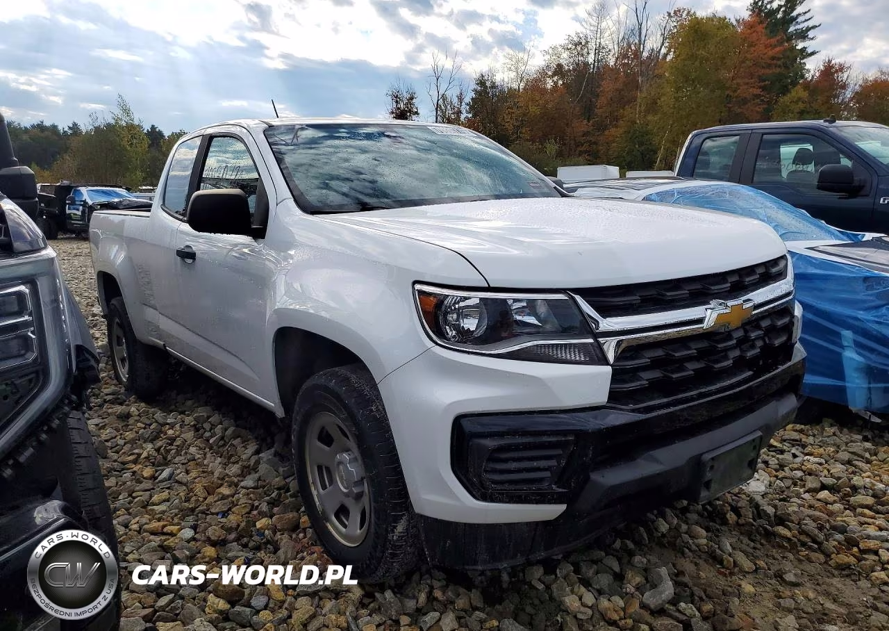 2021 Chevrolet Colorado VIN:1GCHSBEA0M1163774 - 4