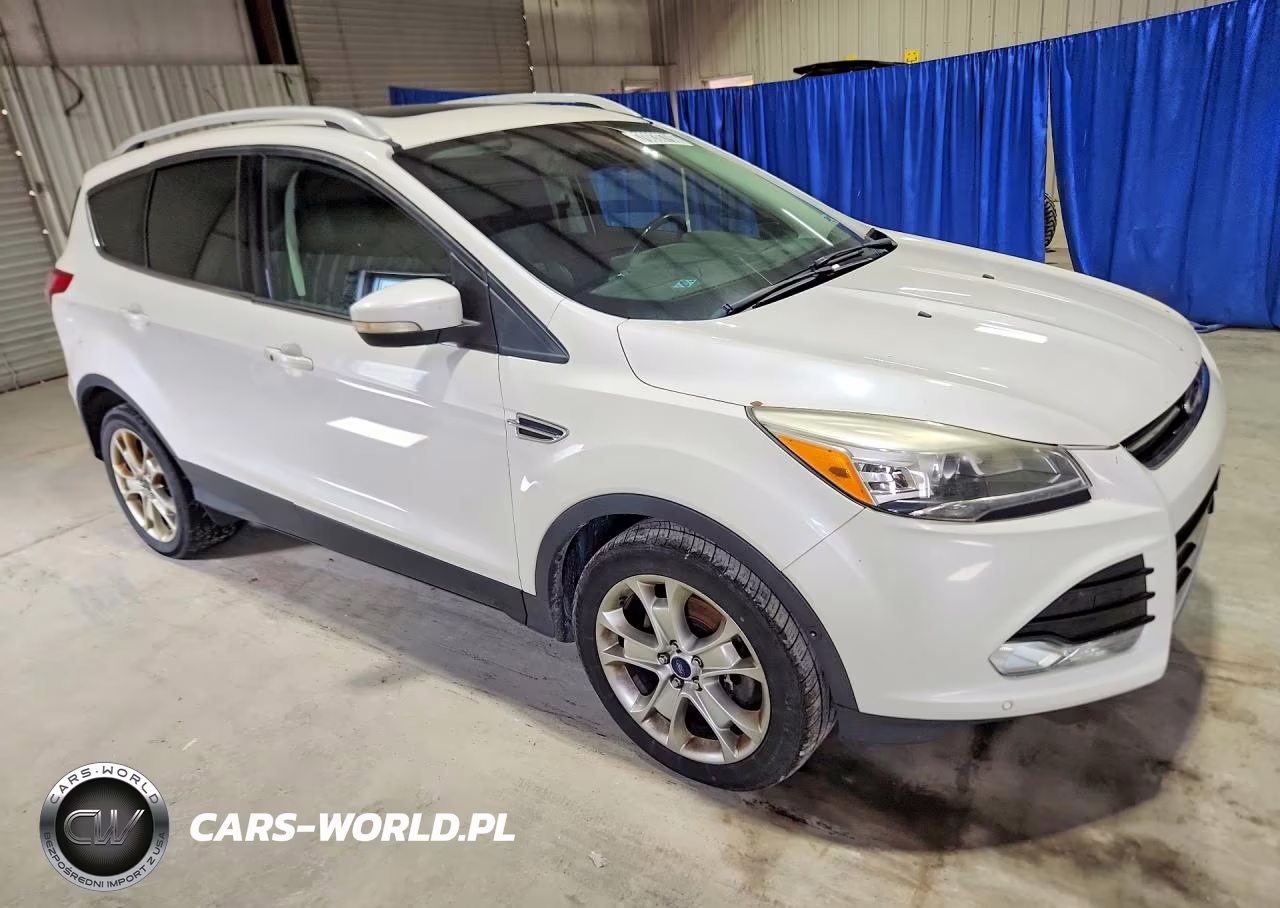 2015 Ford Escape Titanium VIN:1FMCU9J96FUB12043 - 4