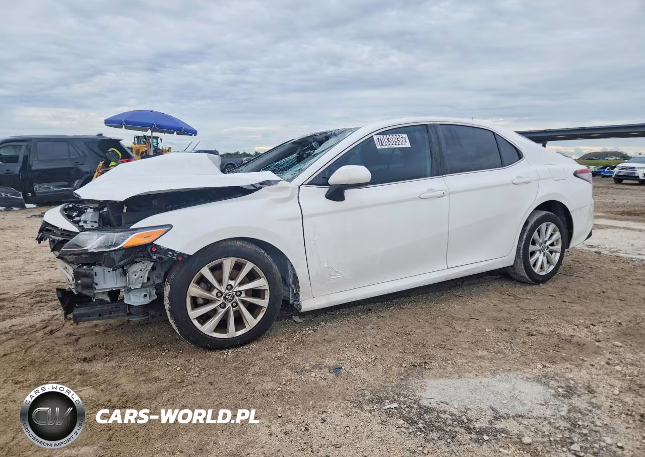 2023 Toyota Camry Le