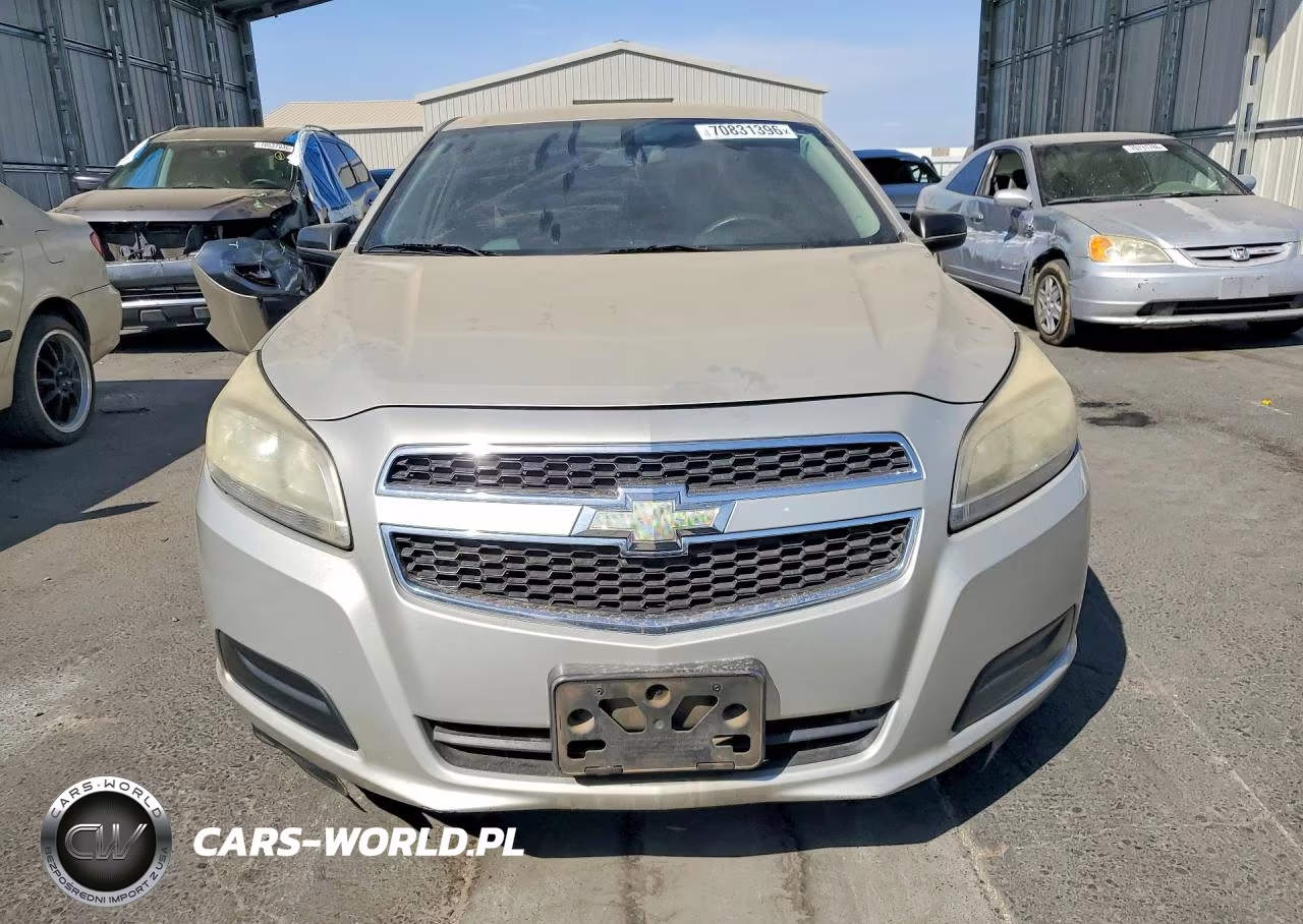 2013 Chevrolet Malibu Ls VIN:1G11A5SA1DF253991 - 5