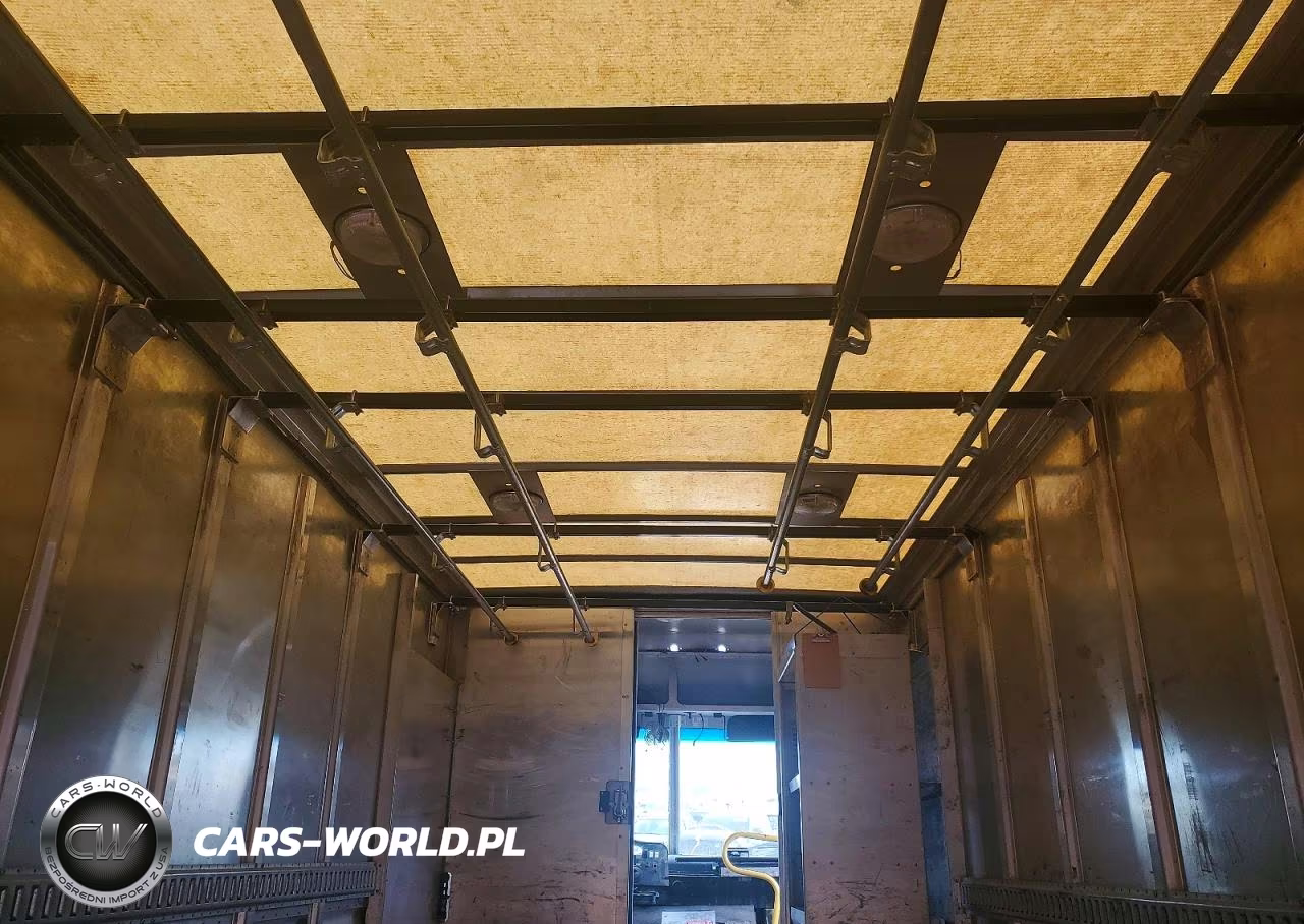 2011 Freightliner Mt45G Chassis Delivery Truck VIN:4UZAAPDU8BCBC6464 - 10