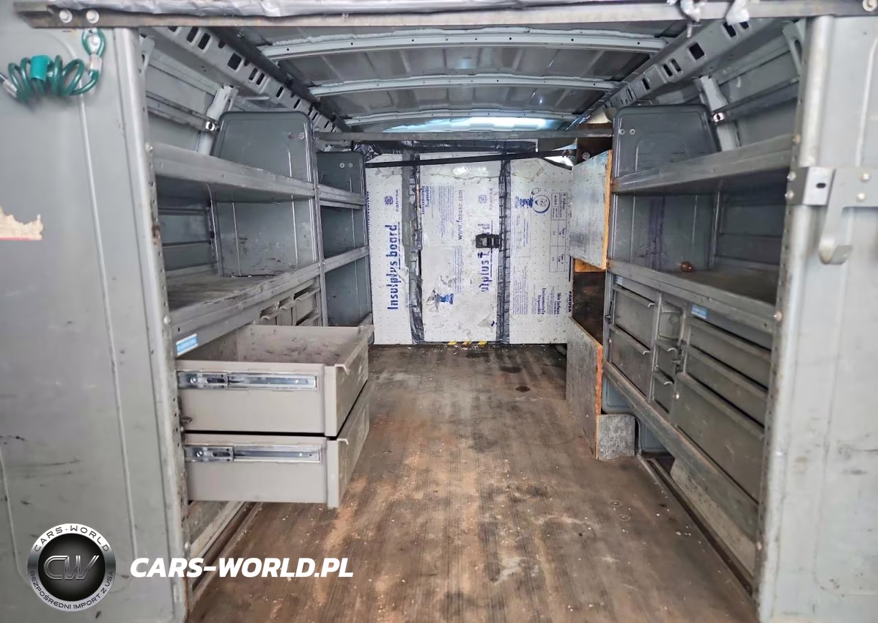 2014 Chevrolet Express G2500 VIN:1GCWGGBAXE1105926 - 10