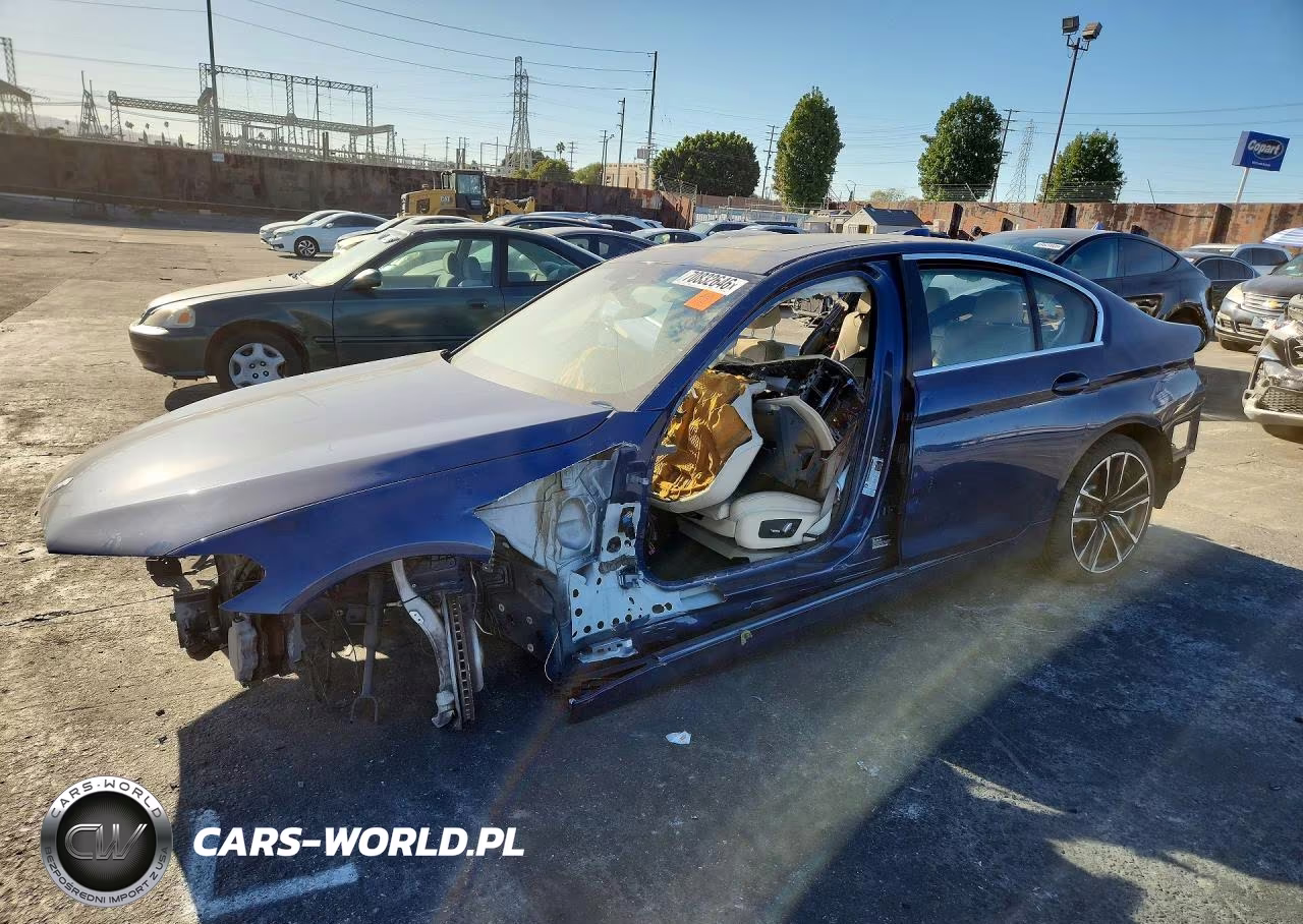 2022 BMW 530 I VIN:WBA53BH08NWX44802 - 1
