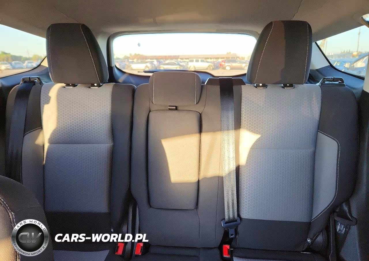 2018 Ford Escape Se VIN:1FMCU0GD3JUA43800 - 10