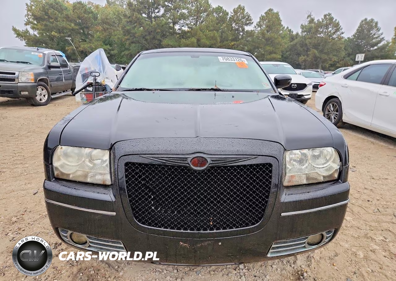 2009 Chrysler 300 Touring VIN:2C3KA53V49H635052 - 5