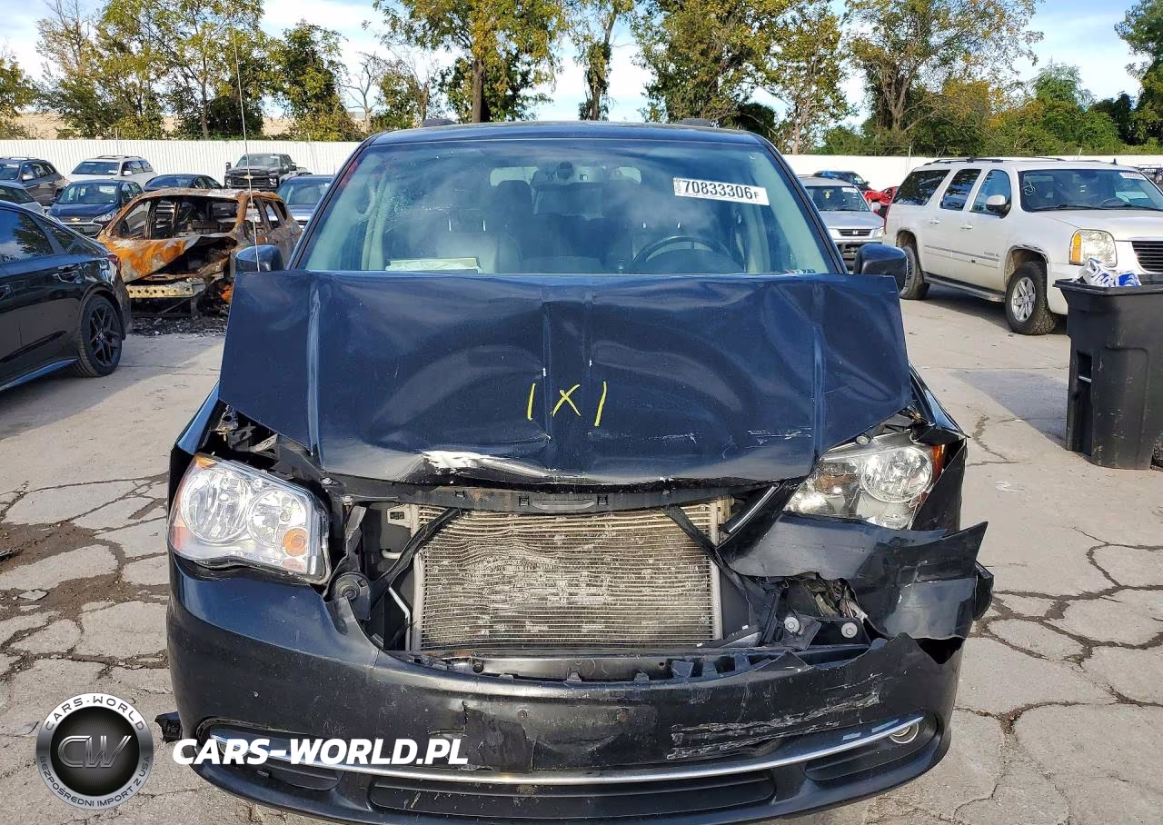2016 Chrysler Town & Country Touring VIN:2C4RC1BG5GR159482 - 5