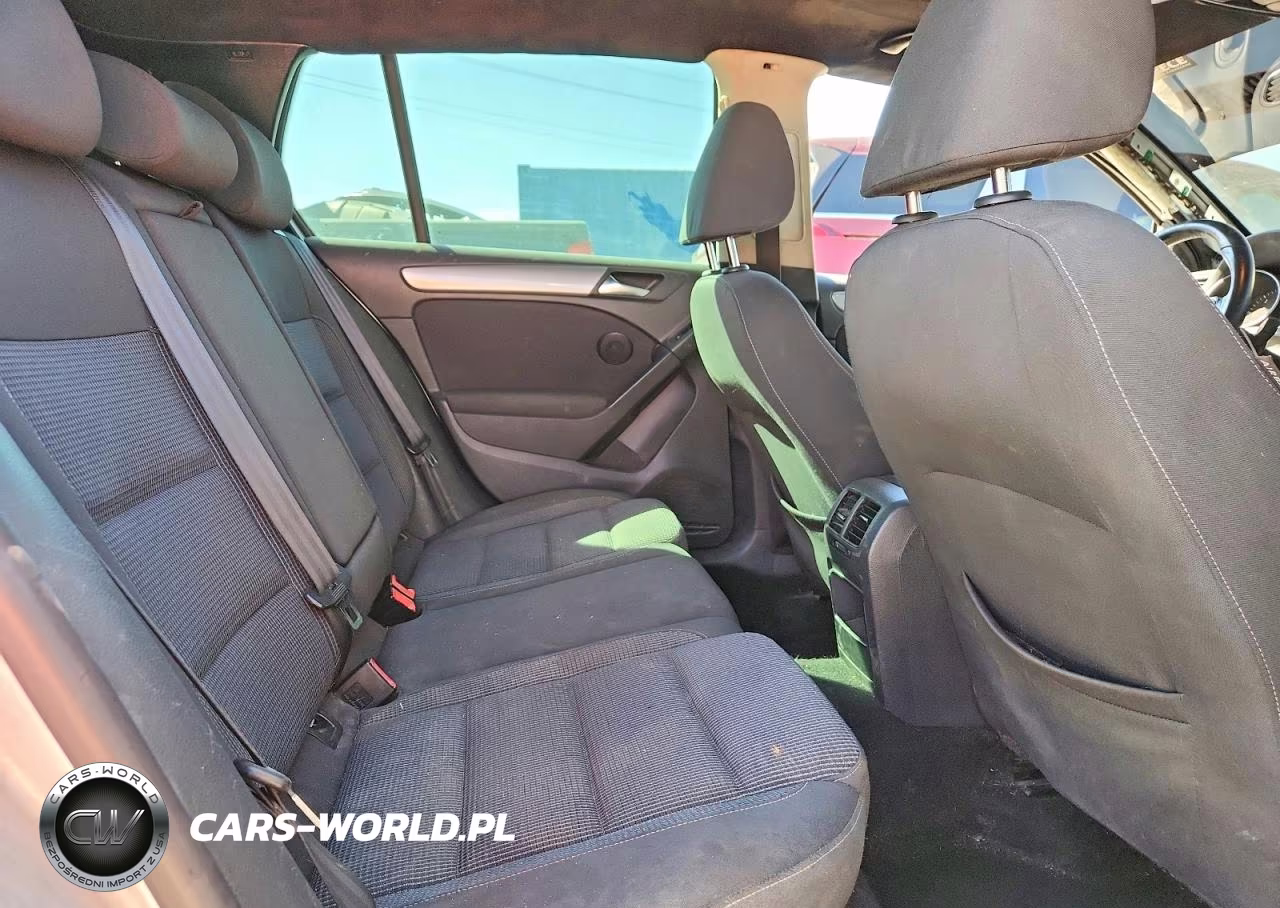2012 Volkswagen Golf VIN:WVWNM7AJ8CW019178 - 11