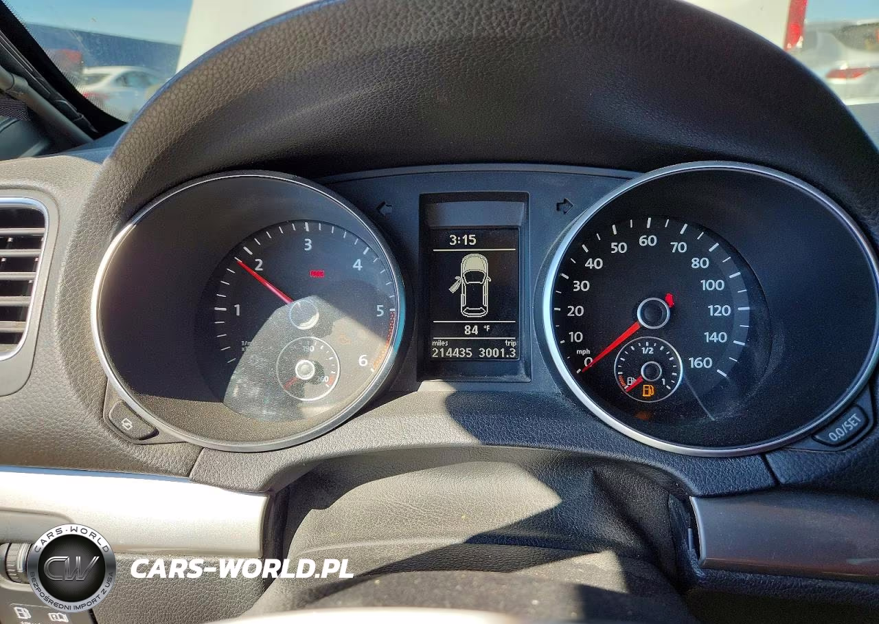 2012 Volkswagen Golf VIN:WVWNM7AJ8CW019178 - 9
