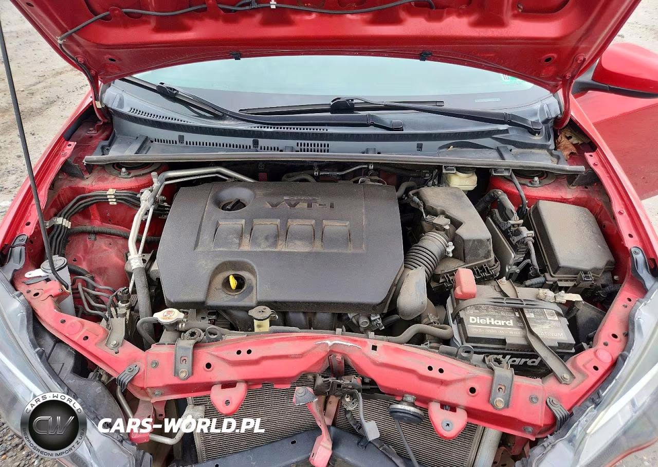 2018 Toyota Corolla Le VIN:5YFBURHE6JP748969 - 11