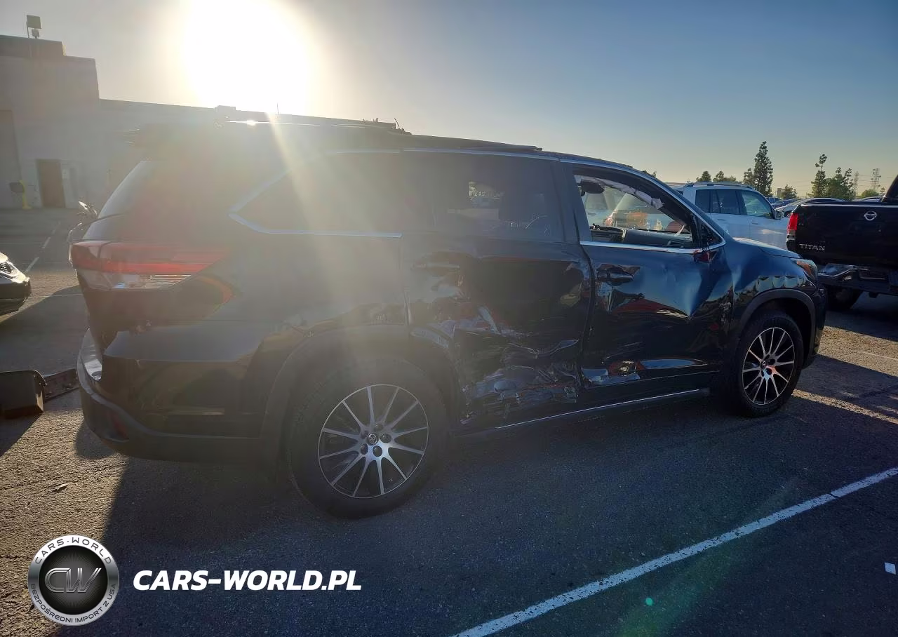 2017 Toyota Highlander Se VIN:5TDKZRFH2HS210821 - 3