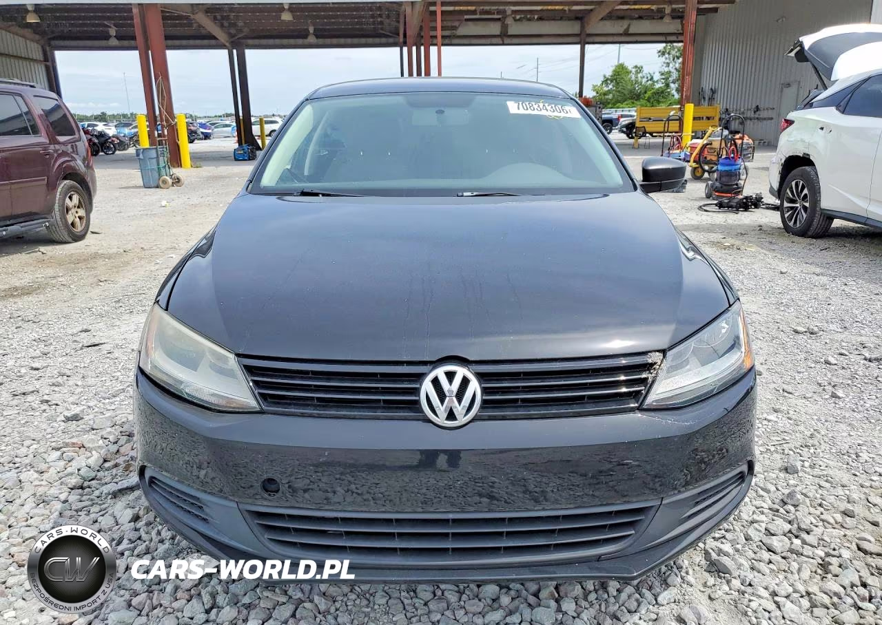2014 Volkswagen Jetta Base VIN:3VW2K7AJ8EM367443 - 5