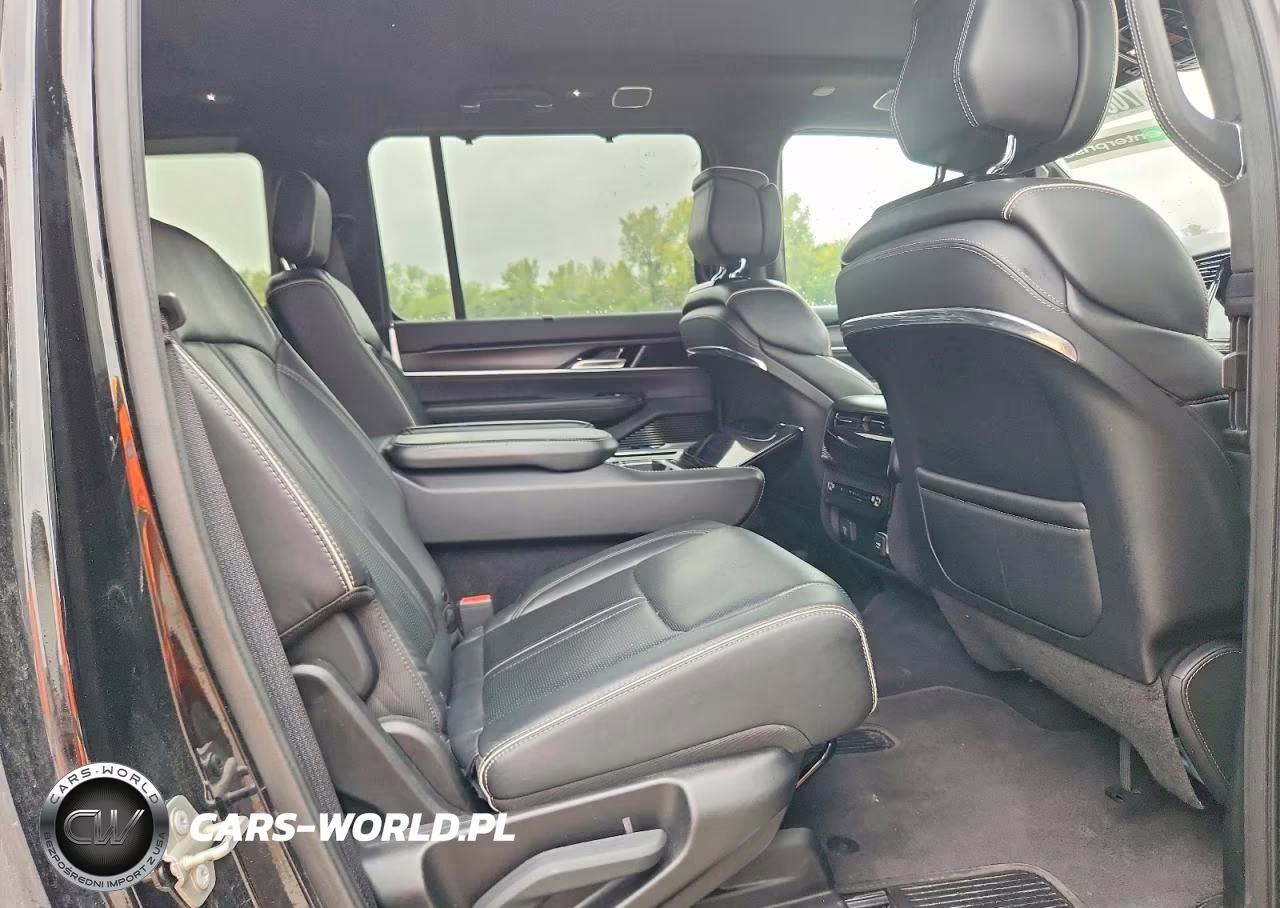 2024 Jeep Grand Wagoneer L Series Ii VIN:1C4SJSFP8RS130986 - 11