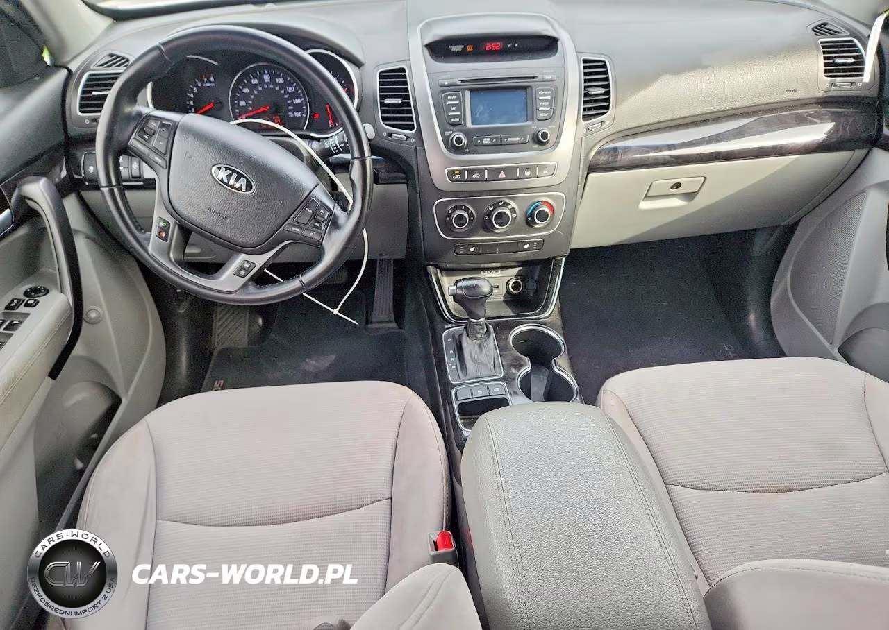 2014 Kia Sorento Lx VIN:5XYKTCA61EG465067 - 8