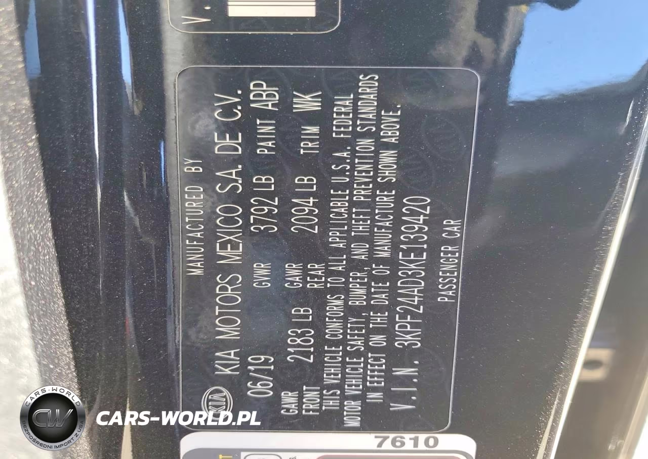 2019 Kia Forte Lxs VIN:3KPF24AD3KE139420 - 12