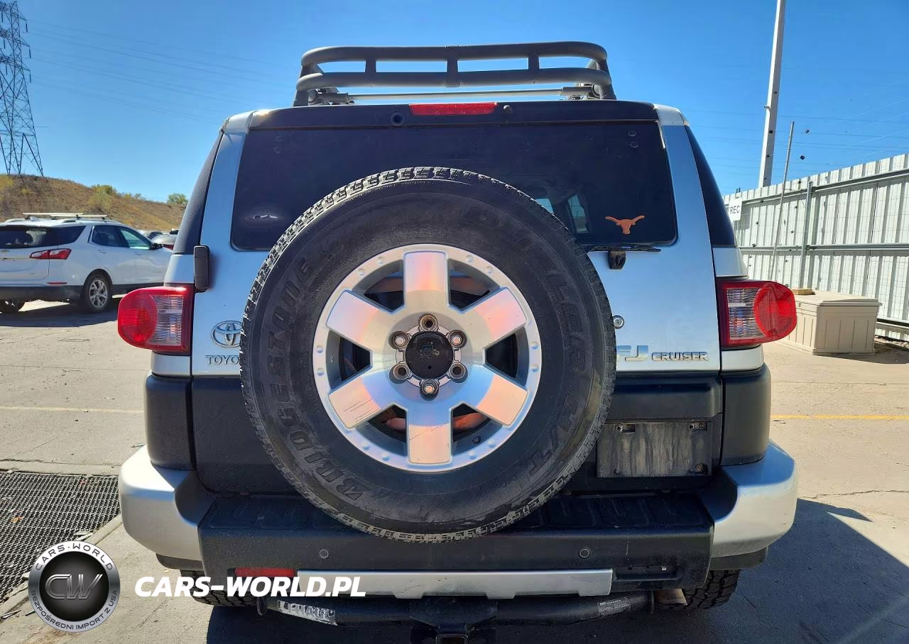2007 Toyota Fj Cruiser VIN:JTEBU11F770070624 - 6