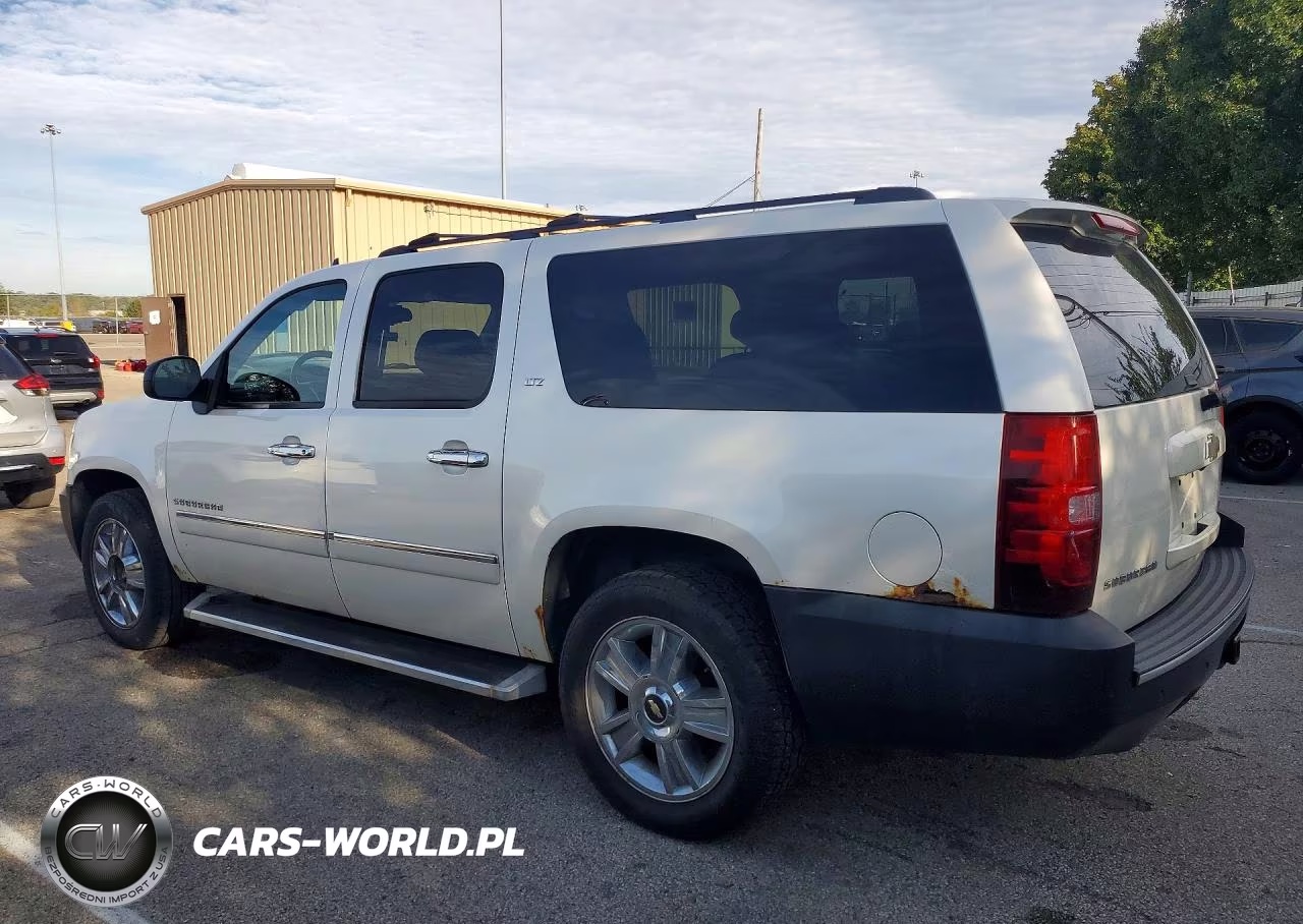 2010 Chevrolet Suburban K1500 Ltz VIN:1GNUKKE31AR170852 - 2