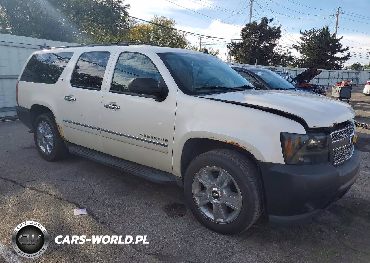 2010 Chevrolet Suburban K1500 Ltz VIN:1GNUKKE31AR170852 - 4
