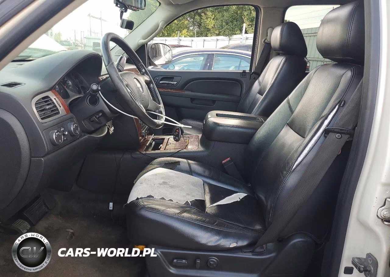 2010 Chevrolet Suburban K1500 Ltz VIN:1GNUKKE31AR170852 - 7