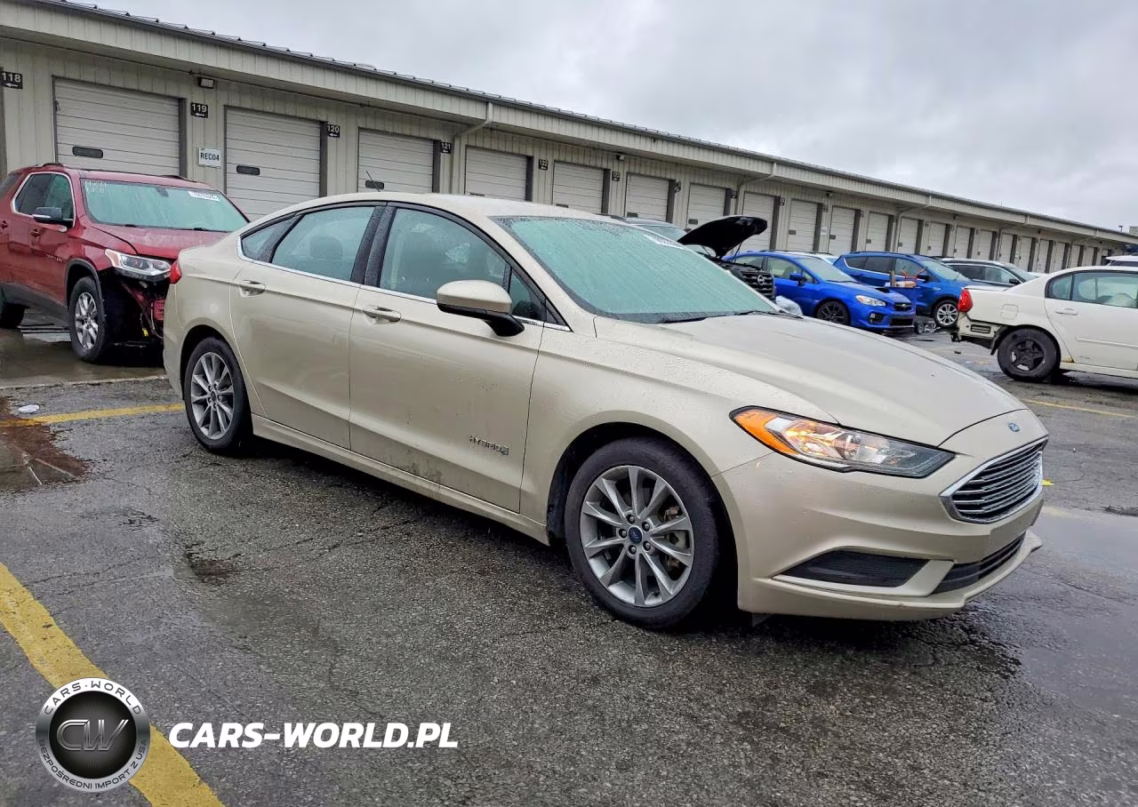 2017 Ford Fusion Se Hybrid VIN:3FA6P0LU8HR381599 - 4
