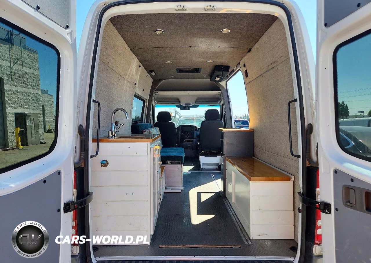 2010 Mercedes-Benz Sprinter 2500 VIN:WD3PE7CC6A5485631 - 10
