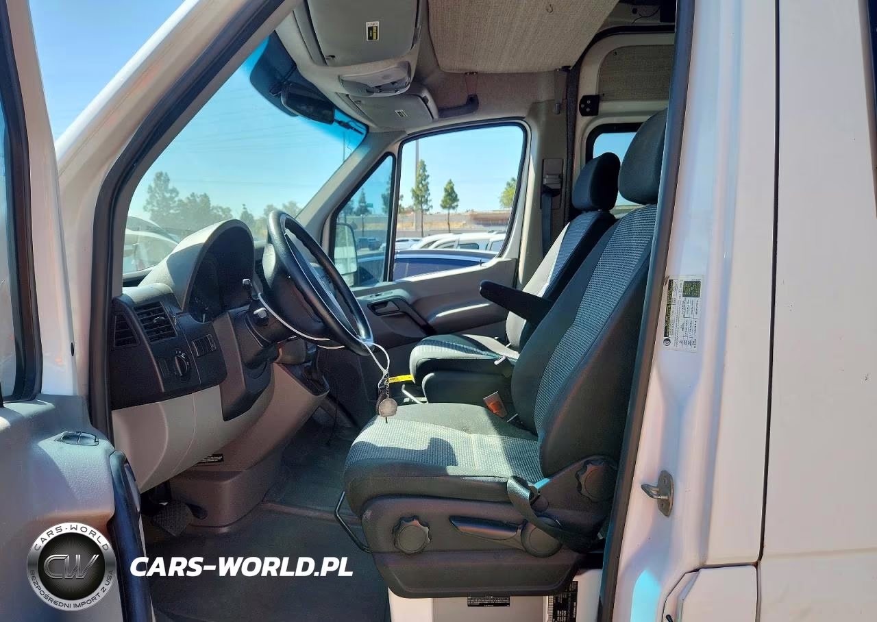 2010 Mercedes-Benz Sprinter 2500 VIN:WD3PE7CC6A5485631 - 7