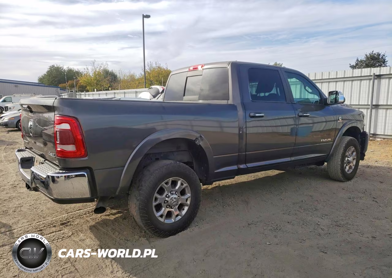 2021 Ram 2500 Laramie VIN:3C6UR5FL5MG675812 - 3