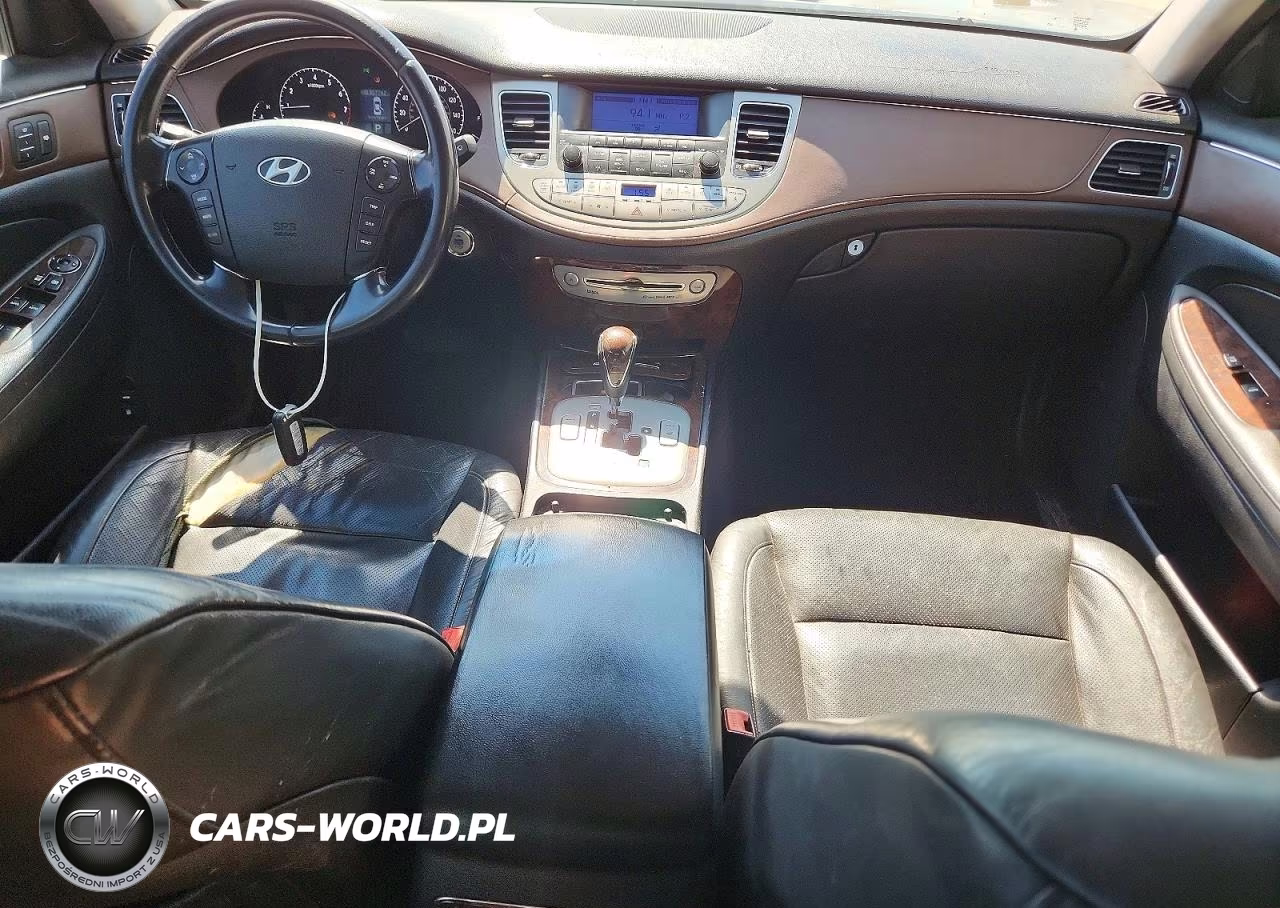2009 Hyundai Genesis 3.8 VIN:KMHGC46E99U017557 - 8