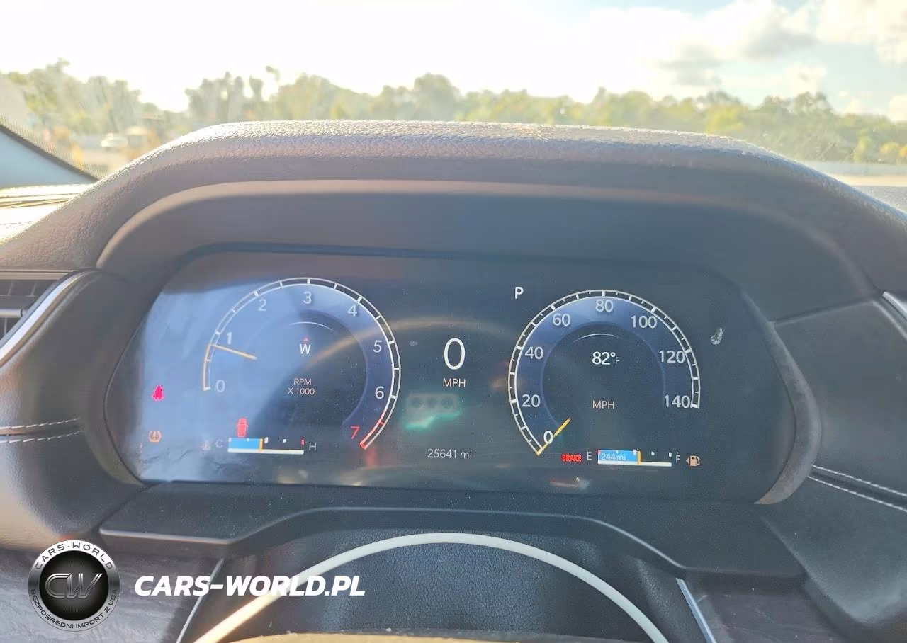 2025 Jeep Grand Cherokee Limited VIN:1C4RJHBG3SC271486 - 9