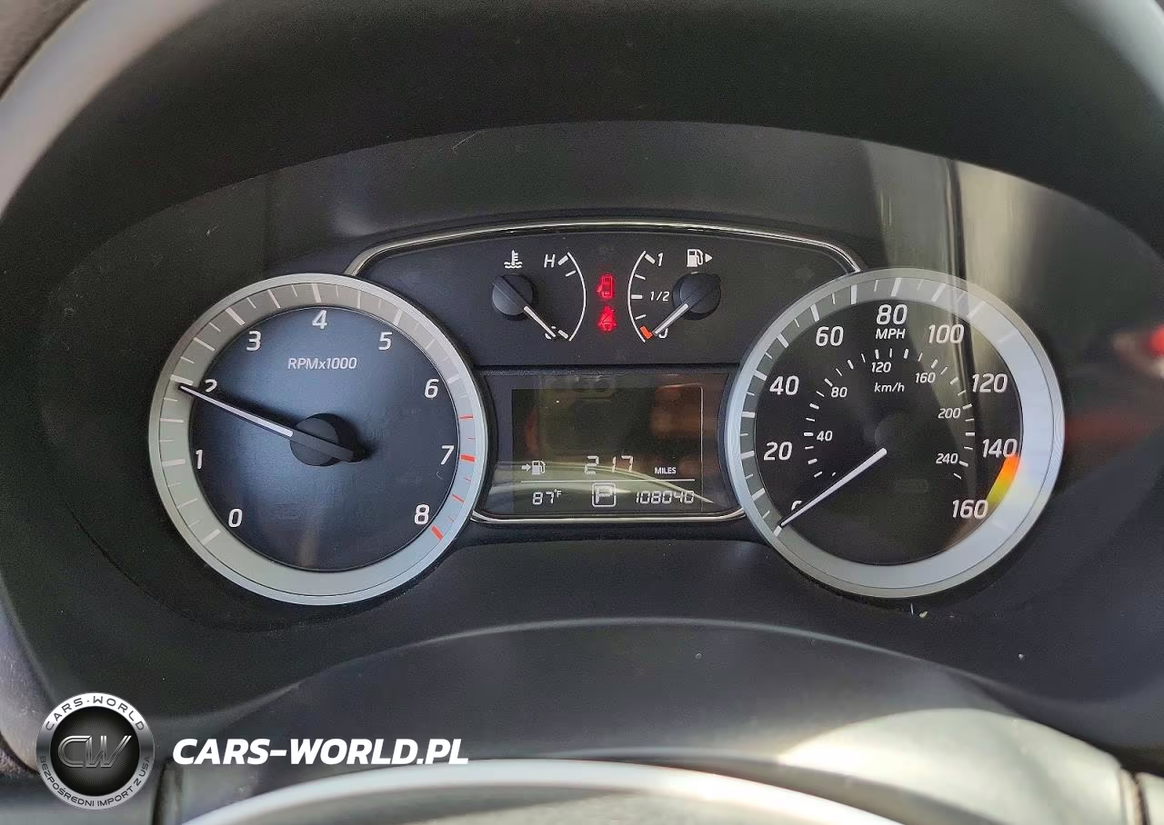 2015 Nissan Sentra Sr VIN:3N1AB7AP4FY332379 - 9