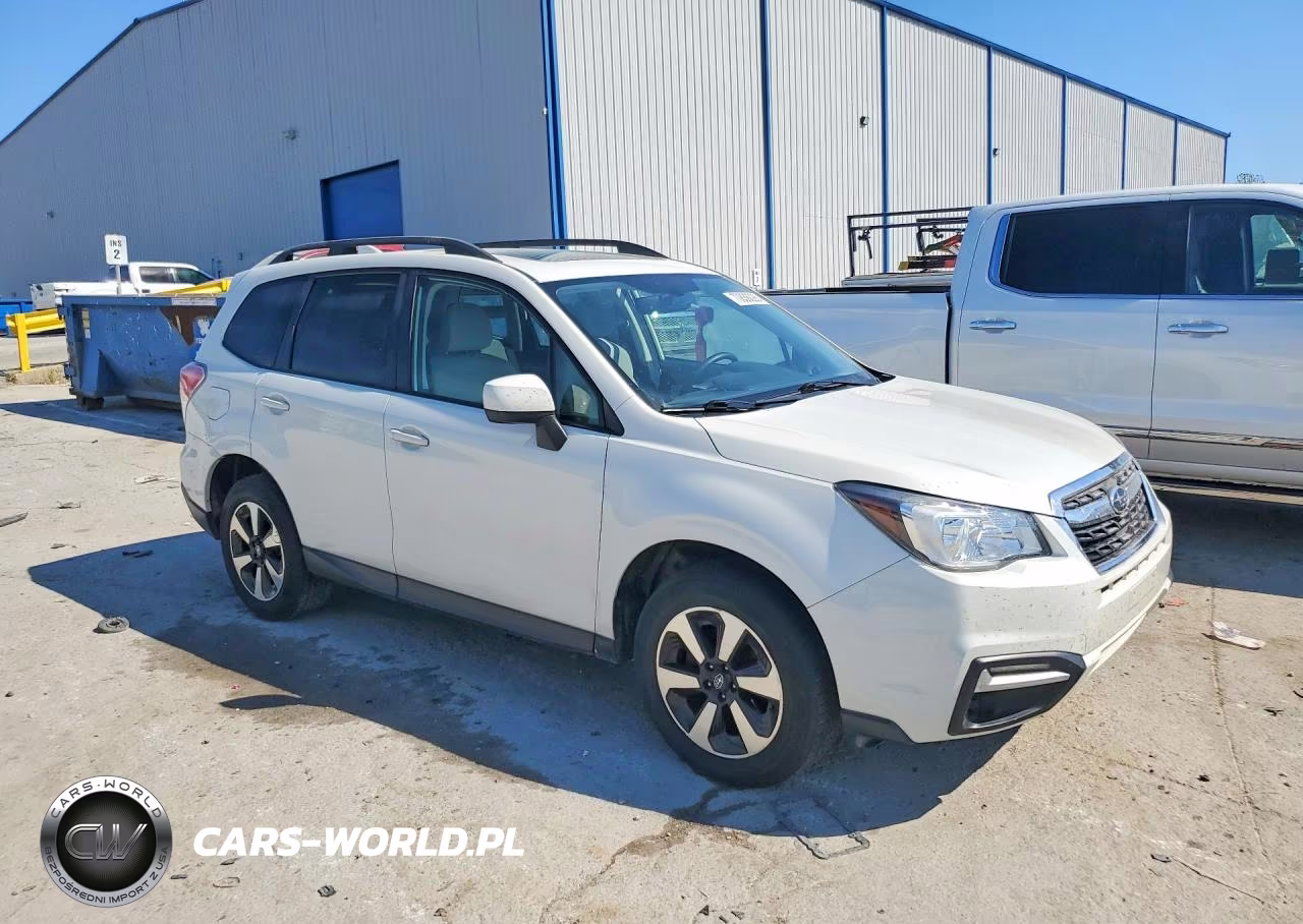 2018 Subaru Forester 2.5I Premium VIN:JF2SJAEC9JH557993 - 4