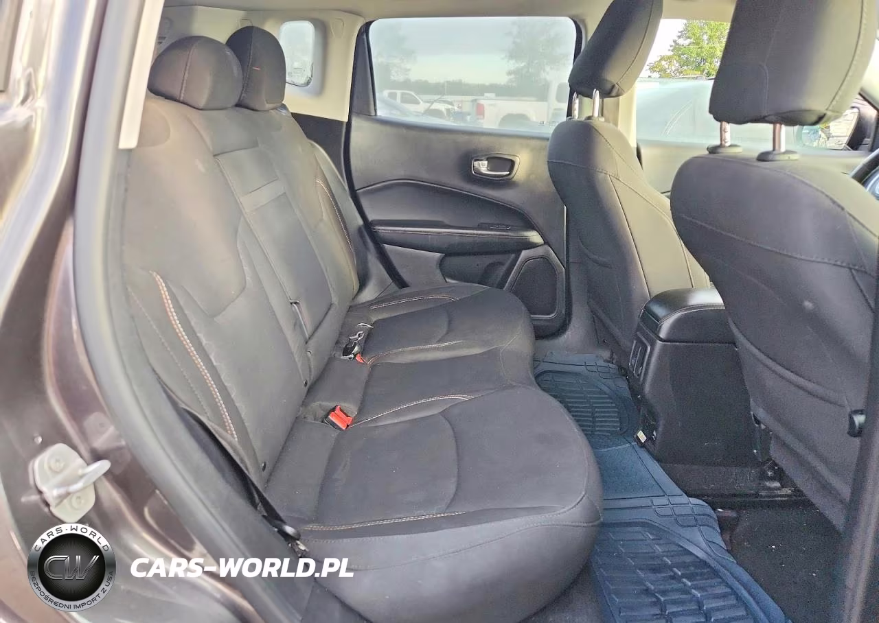 2019 Jeep Compass Sport VIN:3C4NJDAB2KT703244 - 11