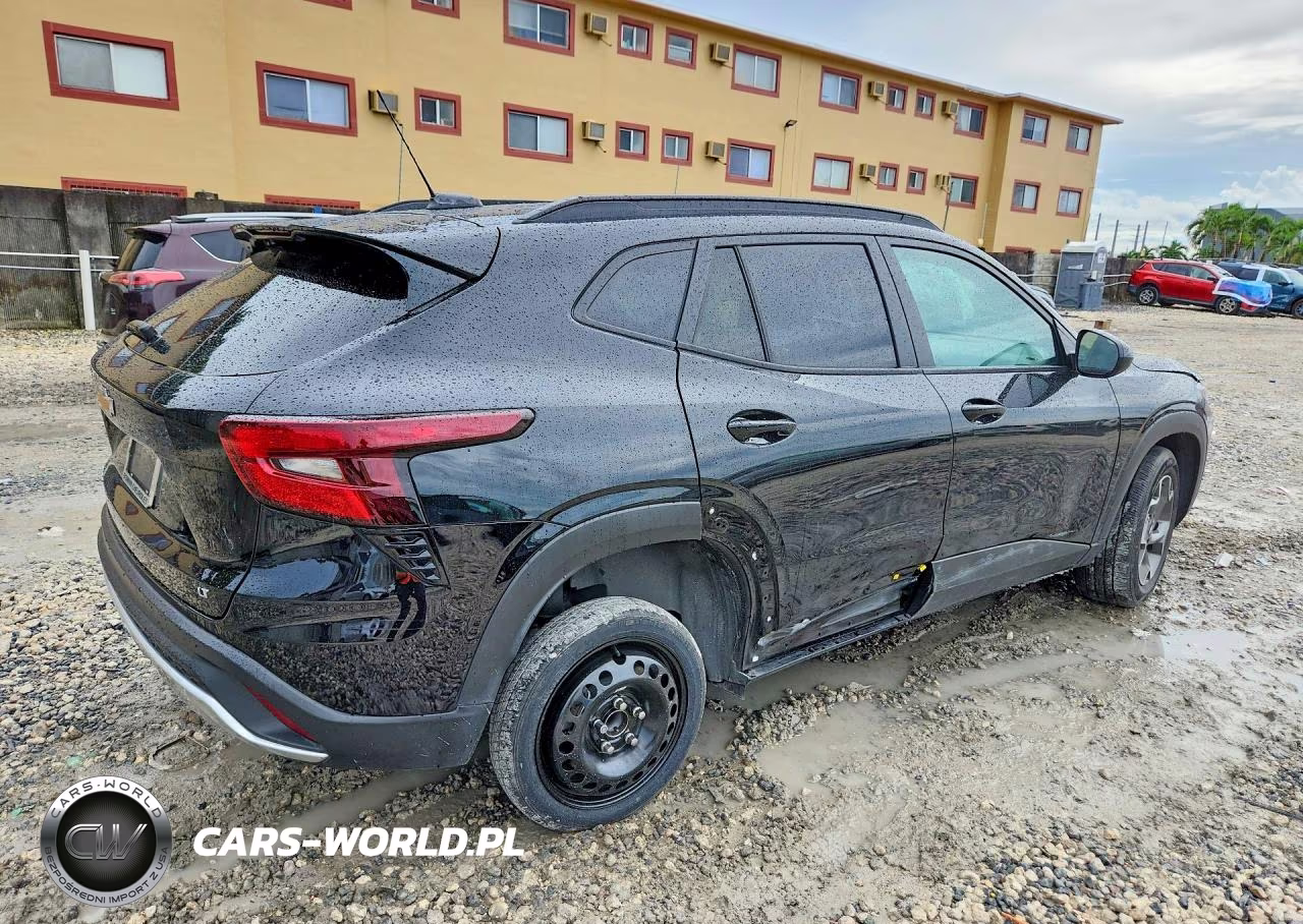 2025 Chevrolet Trax 1Lt VIN:KL77LHEP1SC119832 - 3
