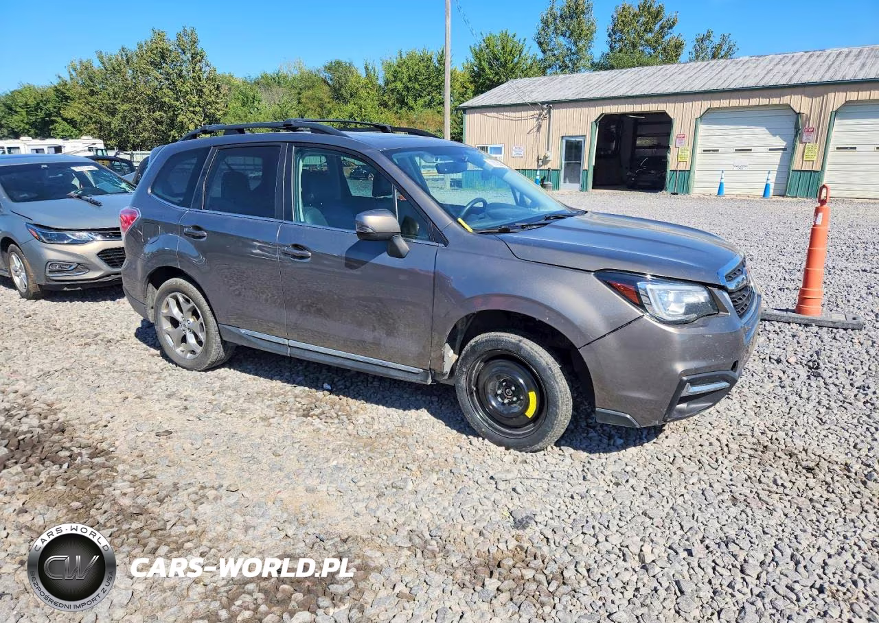 2018 Subaru Forester 2.5I Touring VIN:JF2SJAWC2JH541343 - 4