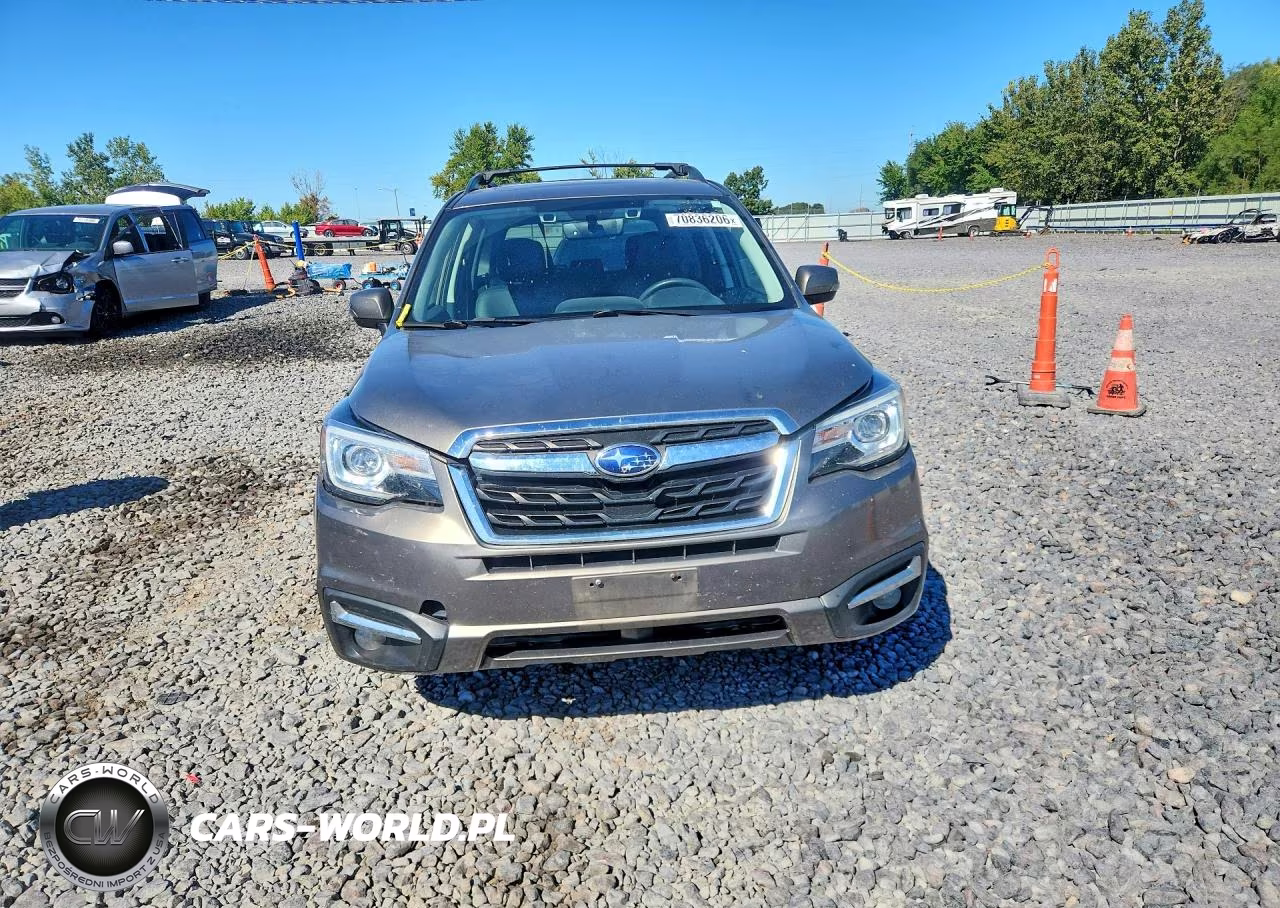 2018 Subaru Forester 2.5I Touring VIN:JF2SJAWC2JH541343 - 5