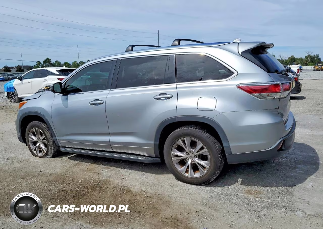 2015 Toyota Highlander Xle VIN:5TDKKRFH6FS048662 - 2