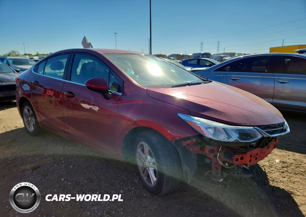2017 Chevrolet Cruze Lt VIN:1G1BE5SM0H7232701 - 4
