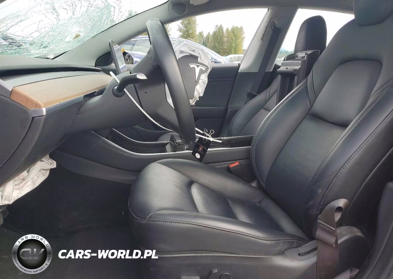 2018 Tesla Model 3 VIN:5YJ3E1EB4JF104640 - 7