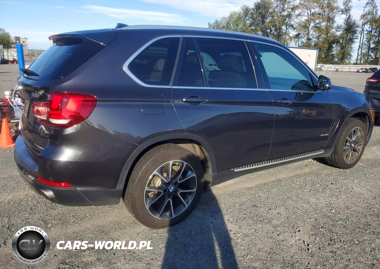 2015 BMW X5 xDrive35I VIN:5UXKR0C52F0K71820 - 3