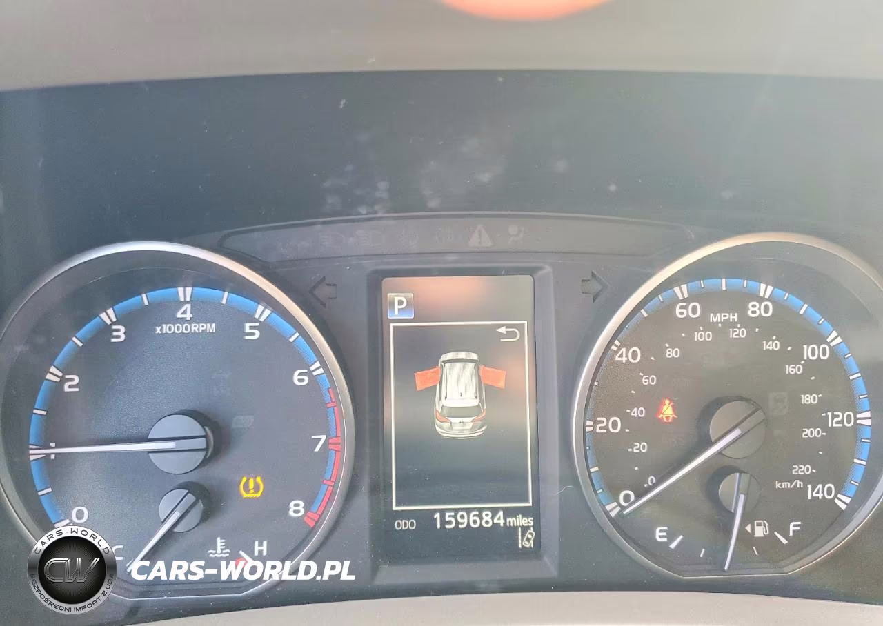 2018 Toyota Rav4 Le VIN:2T3ZFREV4JW460158 - 9
