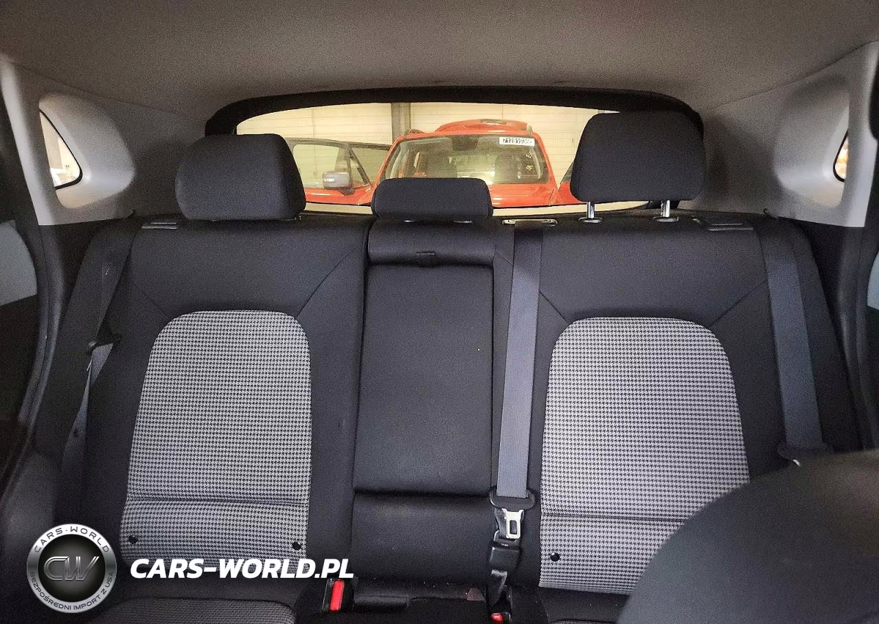 2021 Hyundai Kona Se VIN:KM8K12AA7MU641438 - 10
