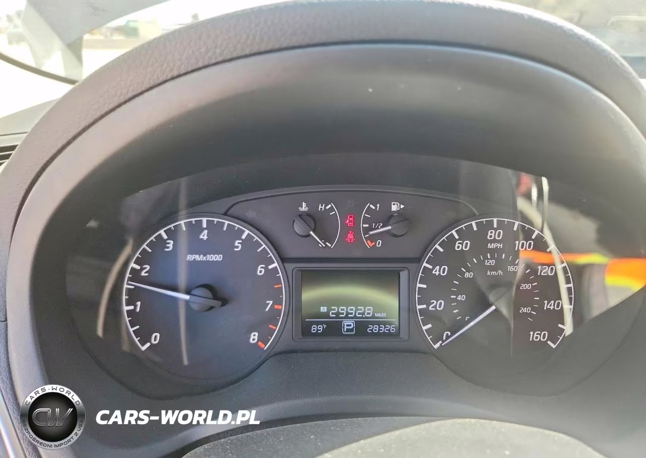 2016 Nissan Sentra S VIN:3N1AB7APXGY337751 - 9
