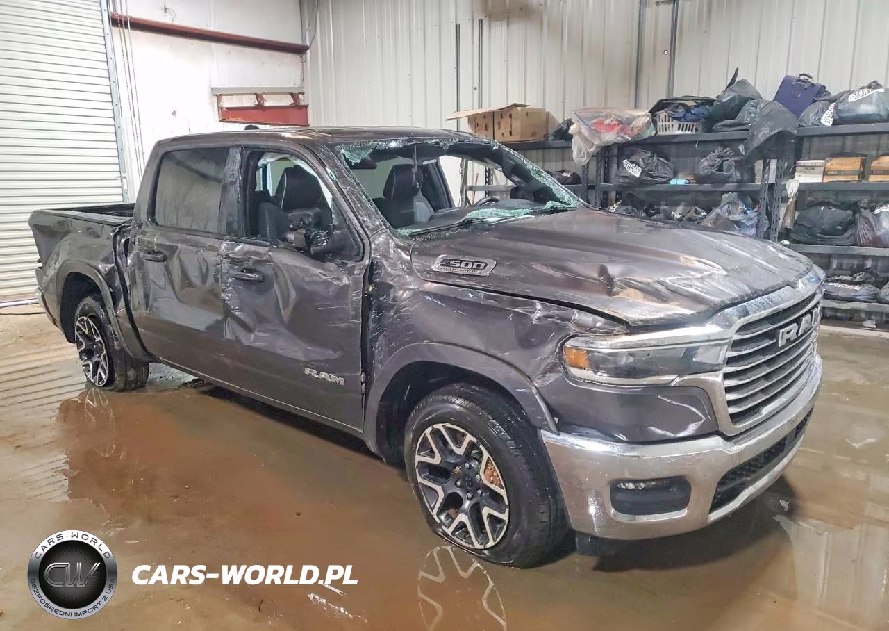 2026 Ram 1500 Laramie VIN:3C6SRFJPXT4181971 - 4