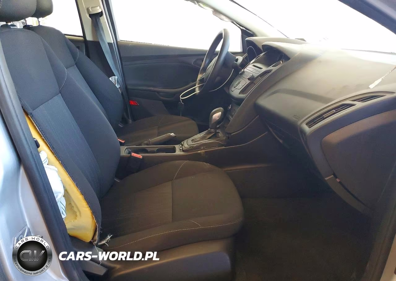 2016 Ford Focus S VIN:1FADP3E2XGL203405 - 7