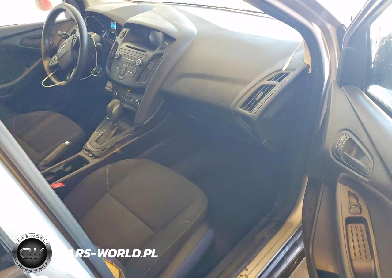 2016 Ford Focus S VIN:1FADP3E2XGL203405 - 8