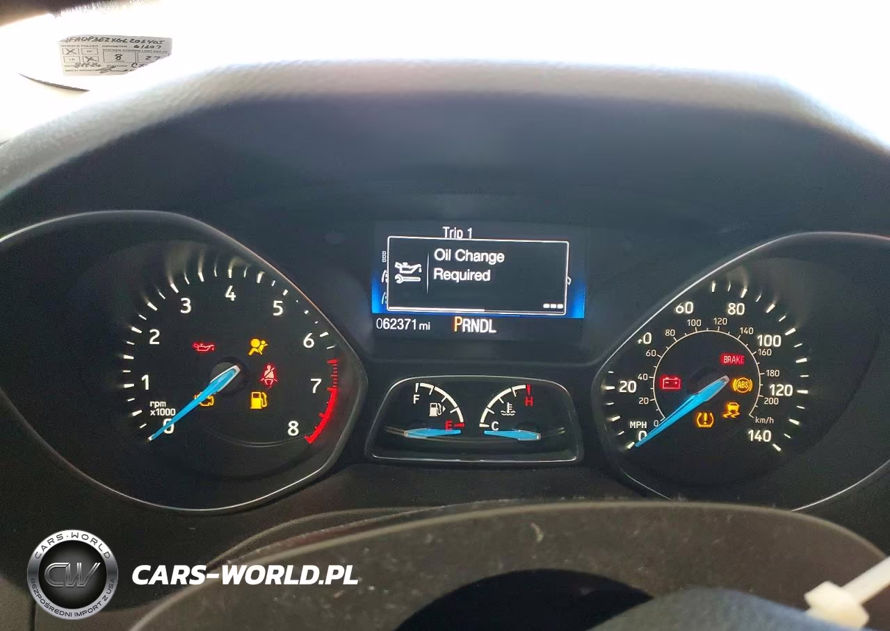 2016 Ford Focus S VIN:1FADP3E2XGL203405 - 9