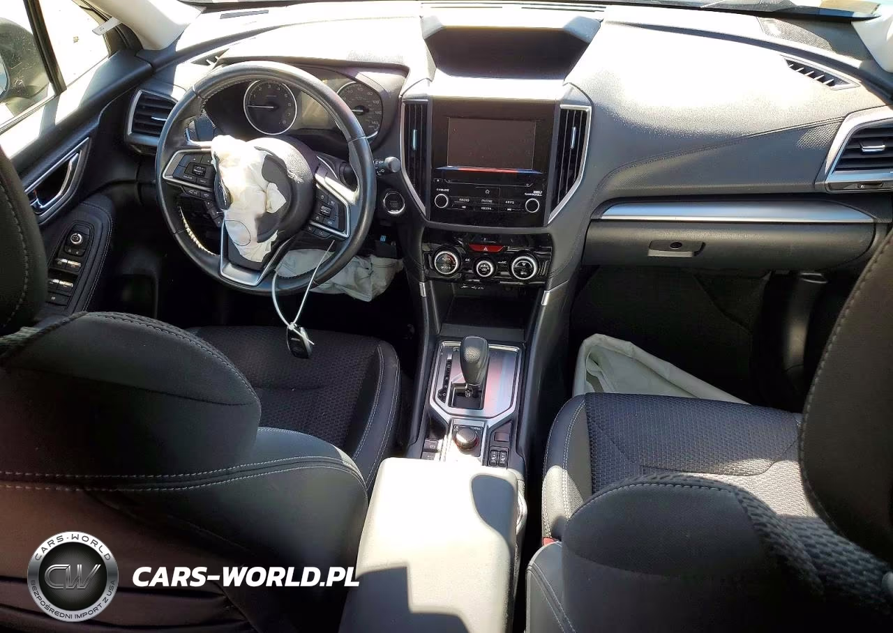 2020 Subaru Forester Premium VIN:JF2SKAJC2LH445560 - 8