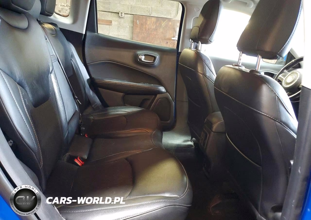 2019 Jeep Compass Latitude VIN:3C4NJDBB7KT829100 - 11