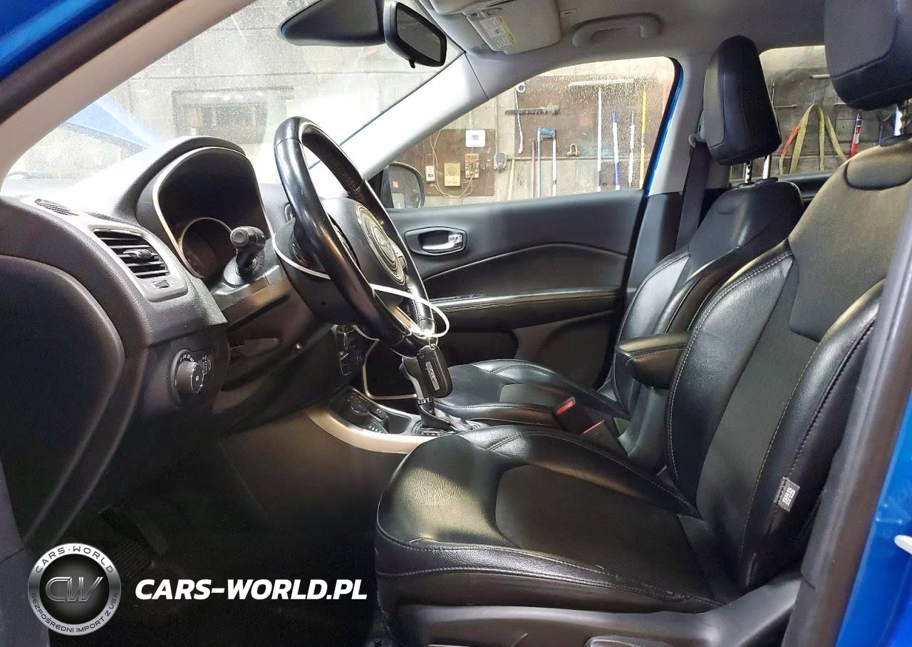 2019 Jeep Compass Latitude VIN:3C4NJDBB7KT829100 - 7