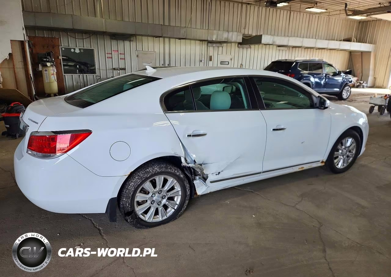 2010 Buick Lacrosse Cx VIN:1G4GB5EG2AF168681 - 3