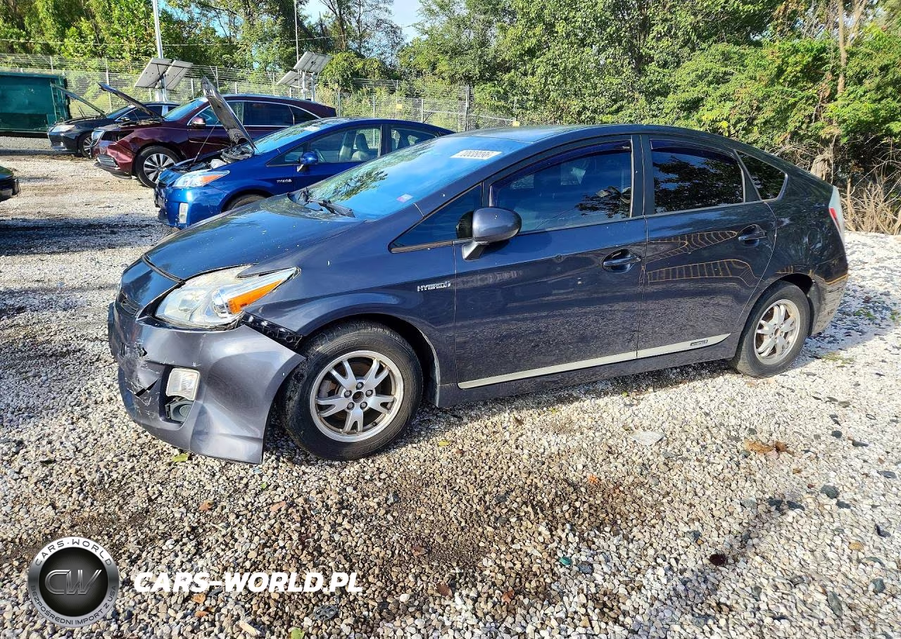 2011 Toyota Prius Three – zdjęcie 1 z 12